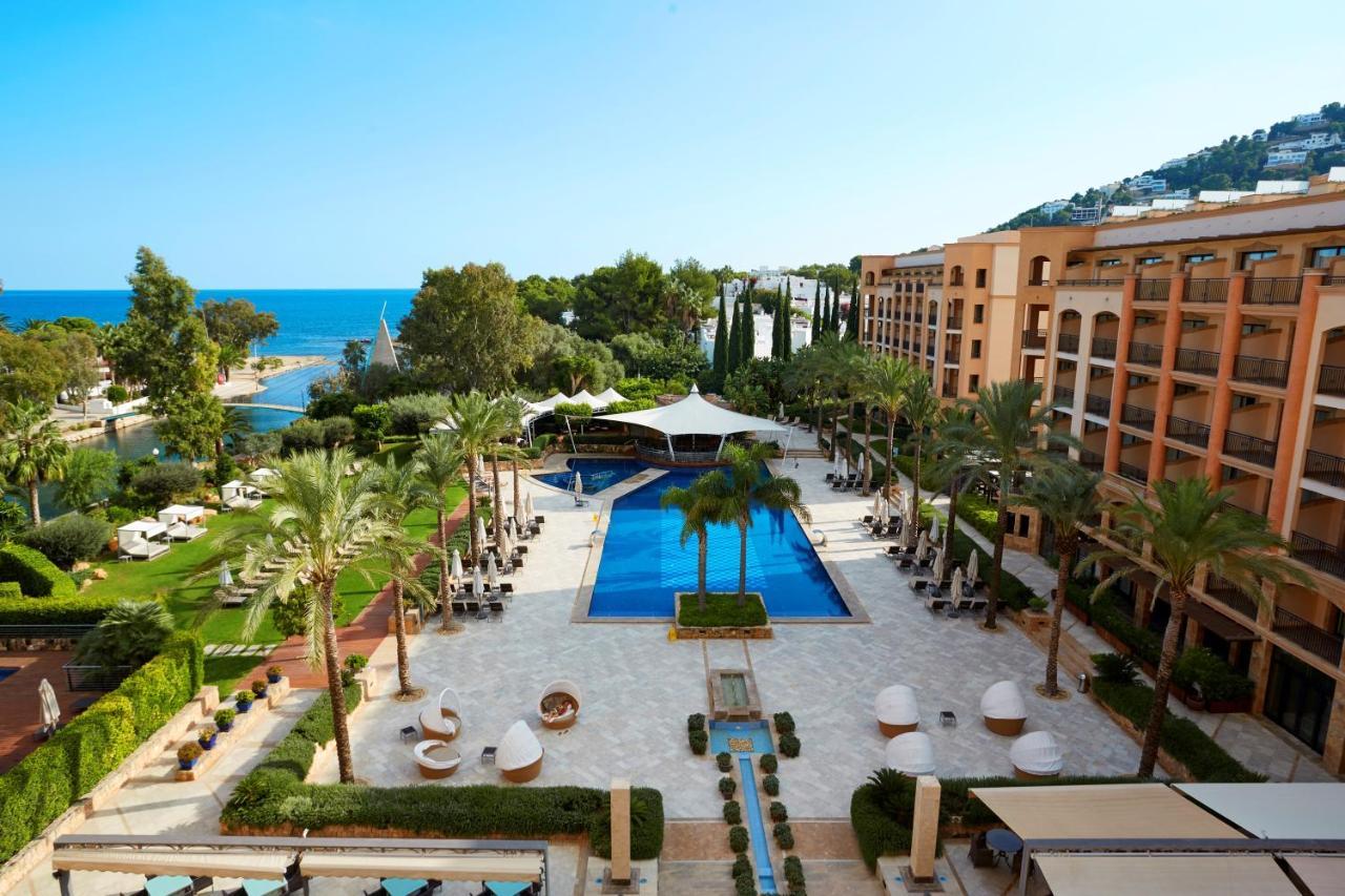 Insotel Fenicia Prestige Suites & Spa 산타 에우랄리아 데 리오 외부 사진